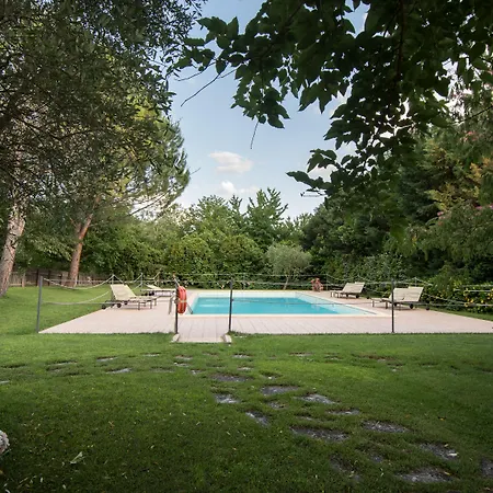 Il Giardino Dei Ciliegi Lantgård