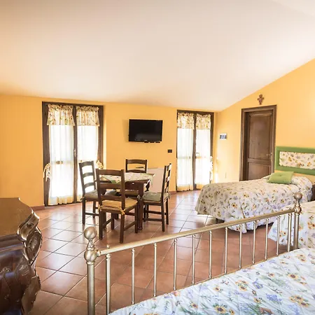 Il Giardino Dei Ciliegi Farmház *