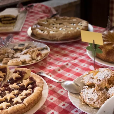 Il Giardino Dei Ciliegi Farmház *